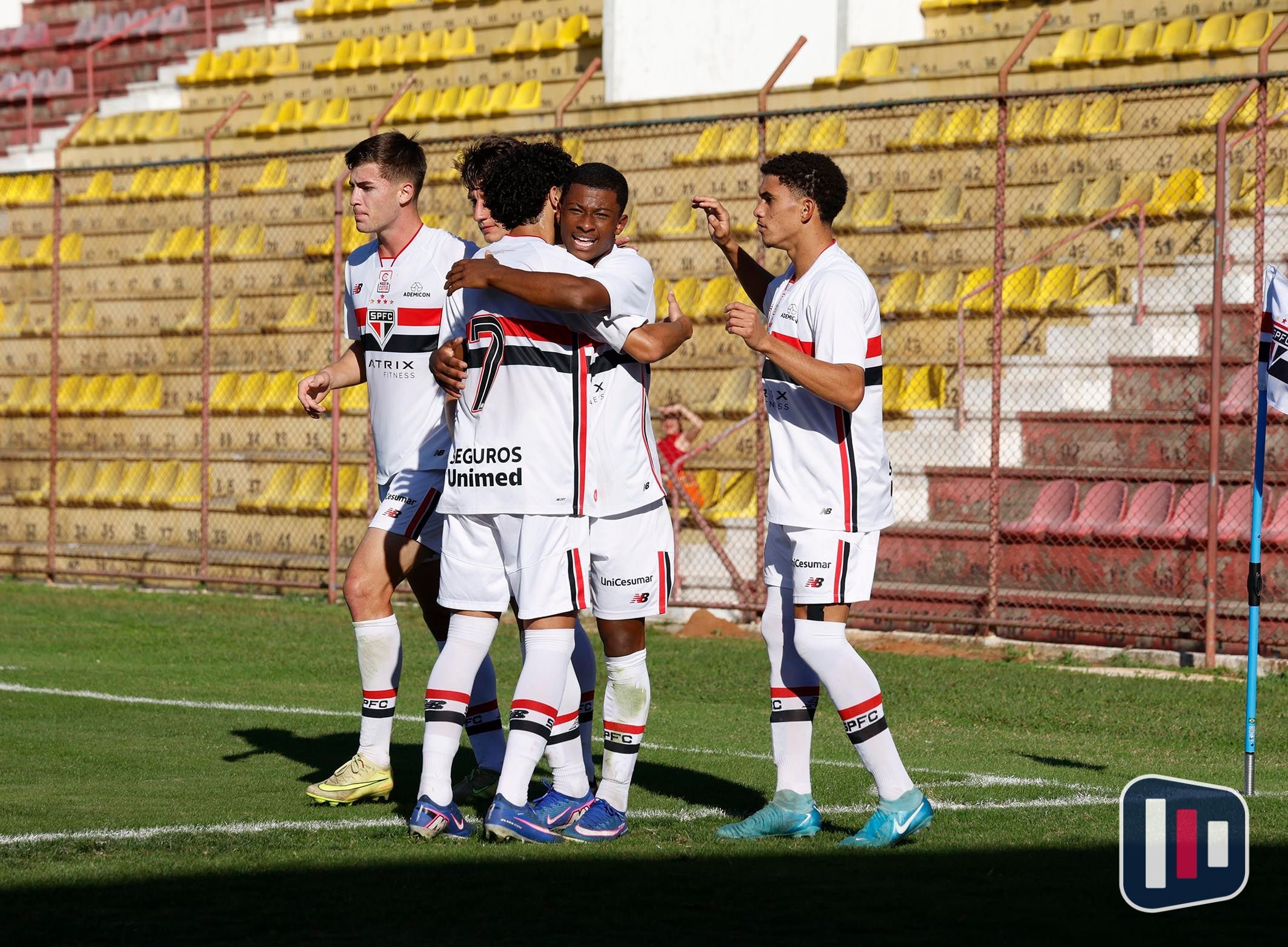 São Paulo supera Botafogo-SP e mantém ritmo no Paulista sub-20 em Osasco