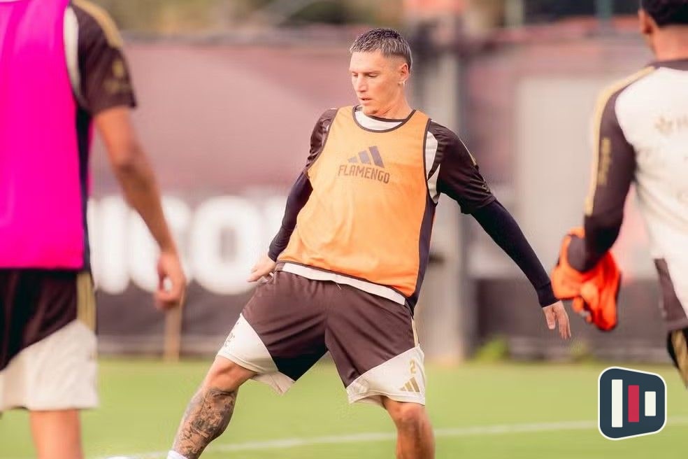 Uruguaios reforçam Flamengo em amistoso antes da volta ao Brasileirão