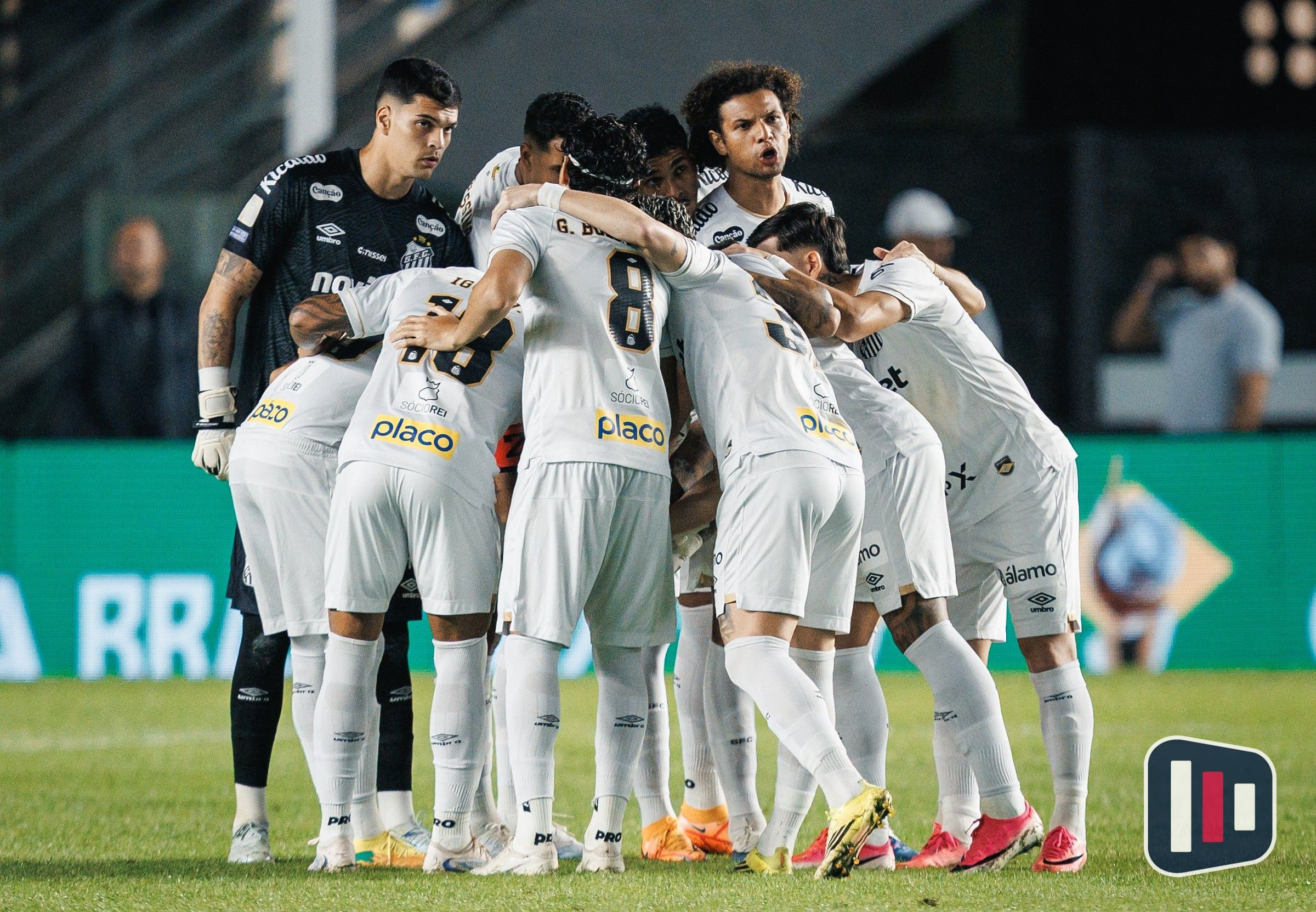 Empate frustrante: Santos vacila contra o lanterna em noite de Neymar decisivo