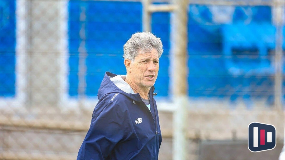 Renato pode optar por esquema tático com três zagueiros para jogo contra Cruzeiro