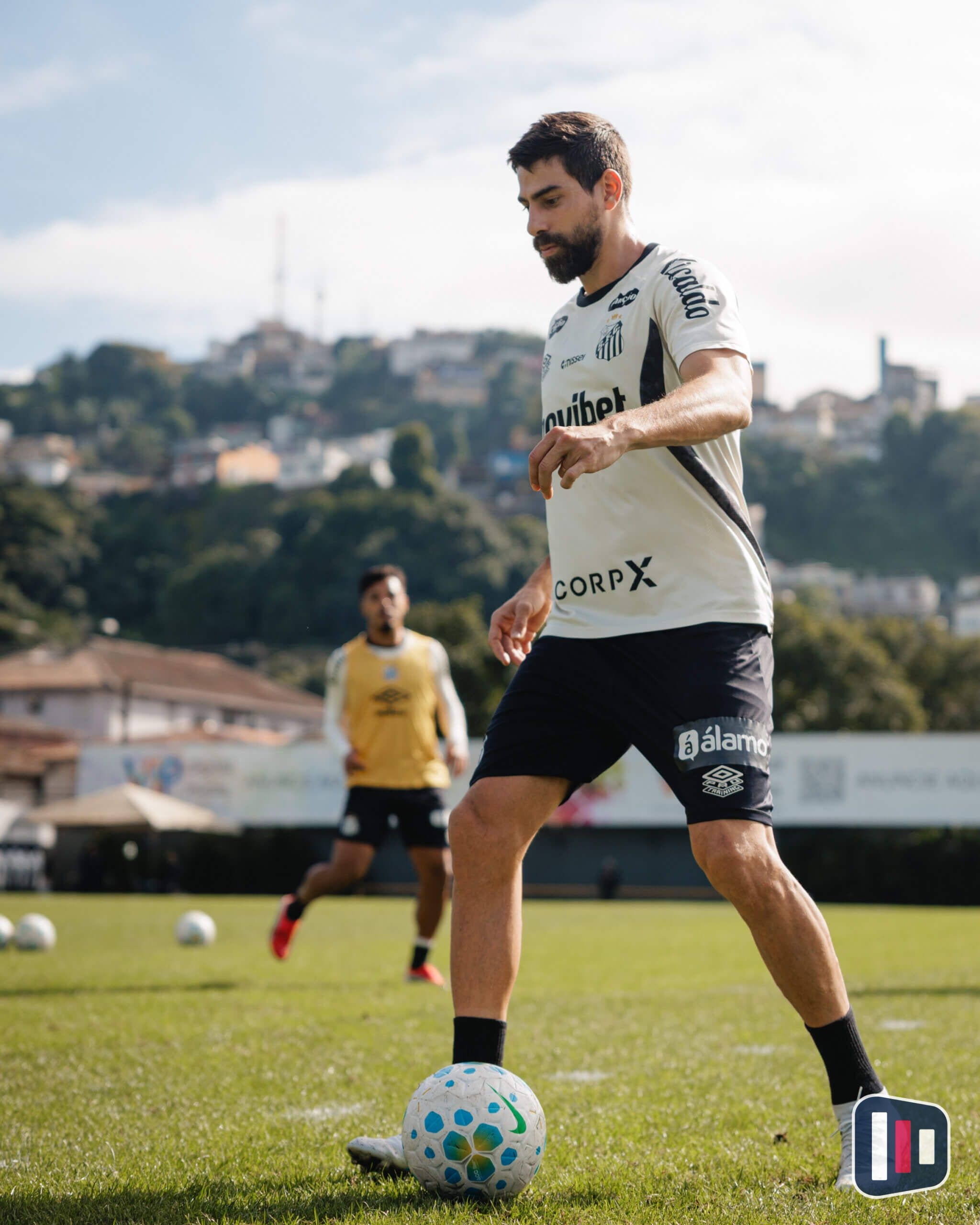 Luan Peres destaca preparação do Santos para duelo decisivo contra o Botafogo