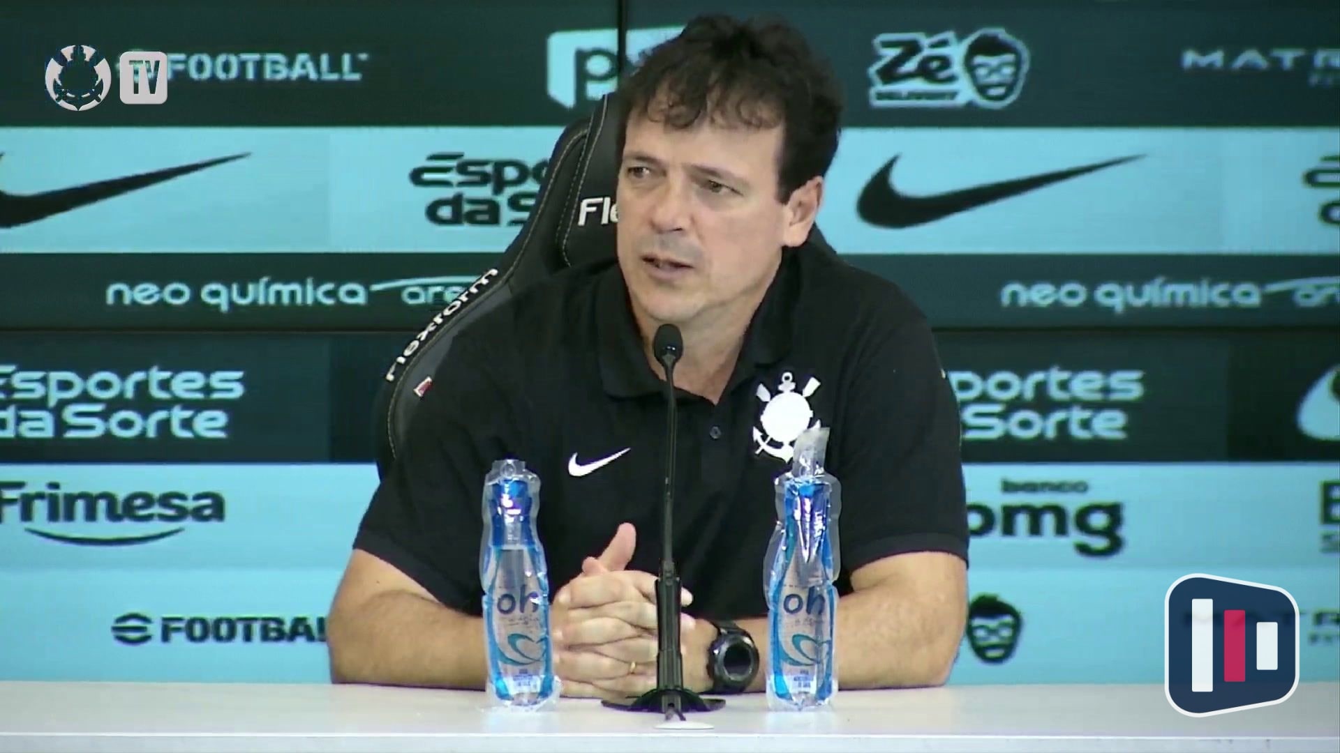 Diniz critica estado do gramado da Neo Química Arena após empate do Corinthians