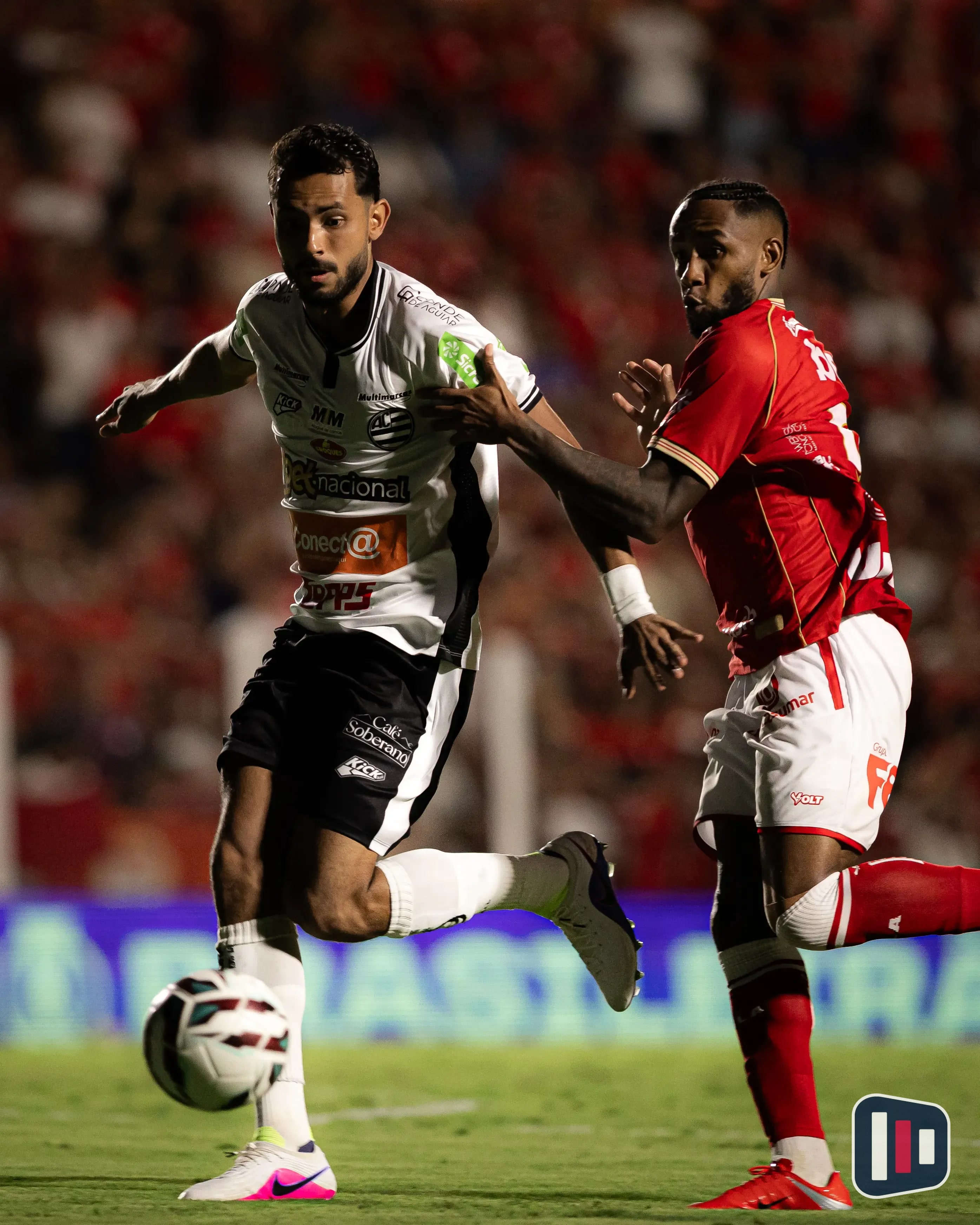 Athletic goleia Vila Nova por 5 a 0 e se aproxima do G6 na Série B