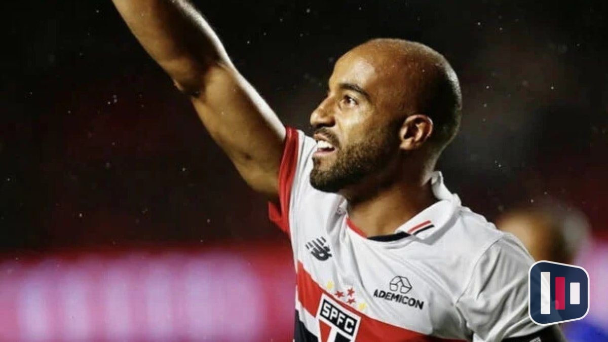 Lucas Moura retorna após cinco meses e emociona torcida do São Paulo