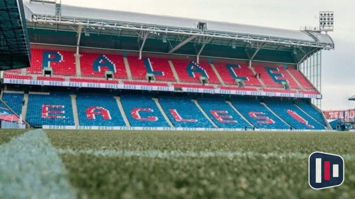 Pressão para aposentar Phoenix, a águia mascote do Crystal Palace, cresce