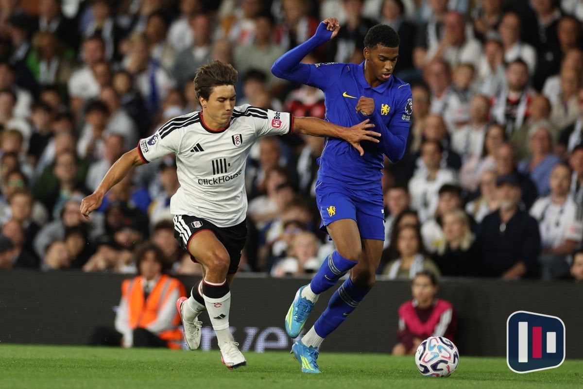 Chelsea e Fulham protagonizam duelo intenso pela Premier League; confira fotos