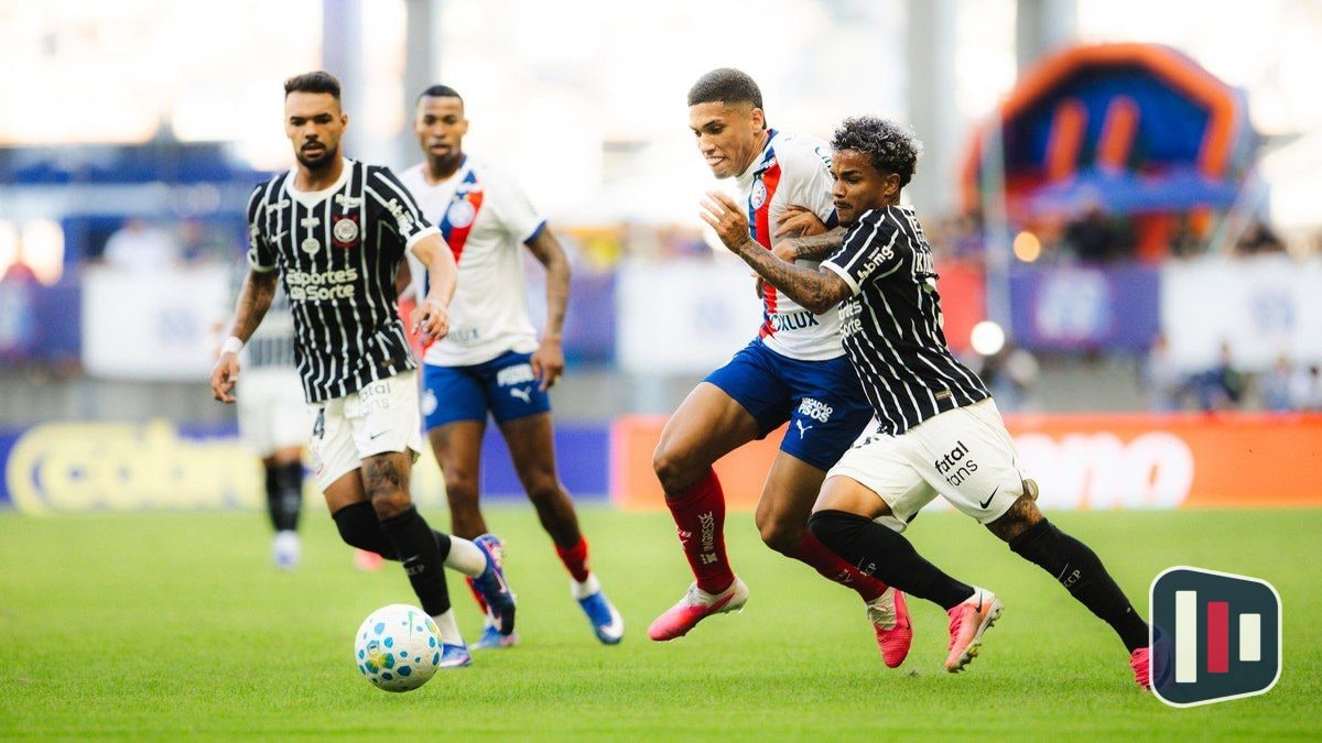 Corinthians empata com Bahia e se mantém na briga pela Libertadores
