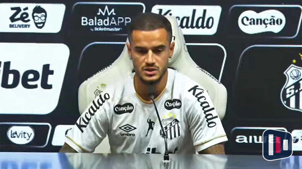 Souza defende Coutinho e revela sacrifícios para permanecer no Vasco
