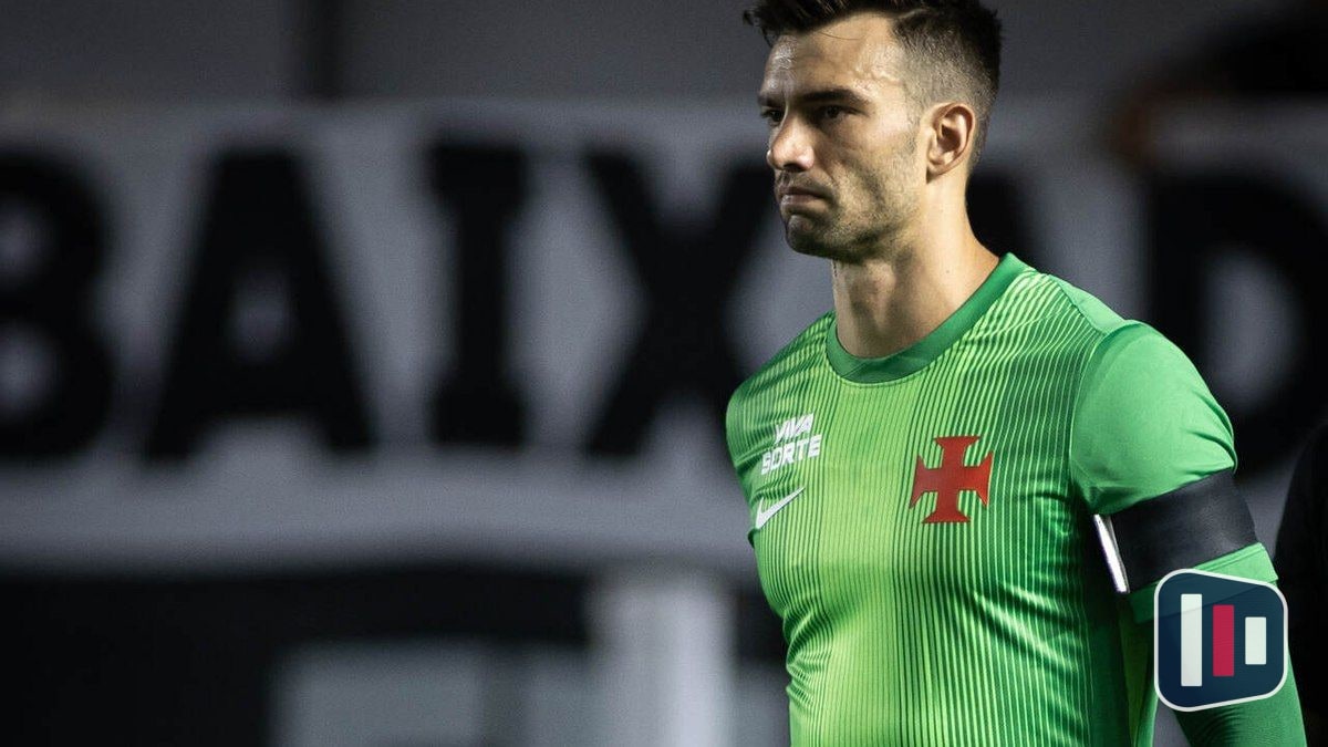 Vasco sofre goleada e Léo Jardim aponta apagão decisivo contra o Palmeiras