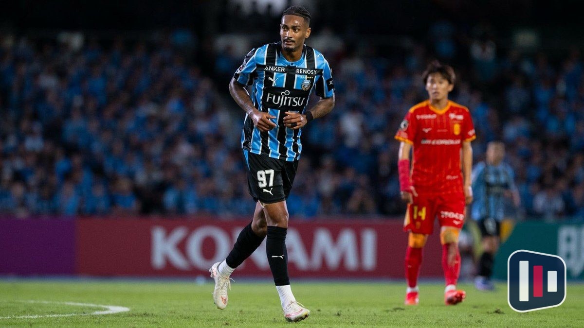 Derik lidera brasileiros em assistências na J. League e brilha no Japão