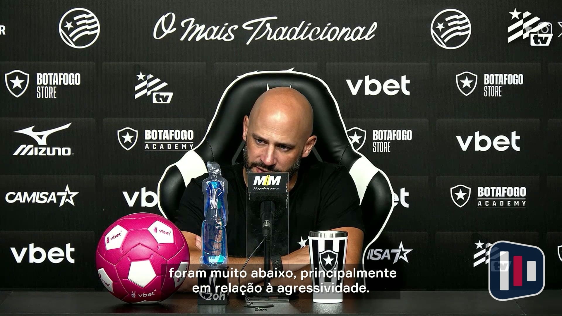 Franclim admite apagão e cobra Botafogo após desorganização no fim do jogo