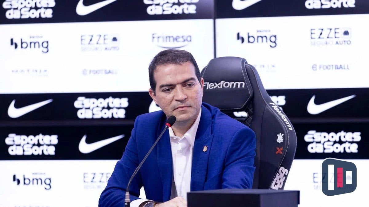Corinthians amplia funções de Julio Cesar após saída de Marcelo Paz