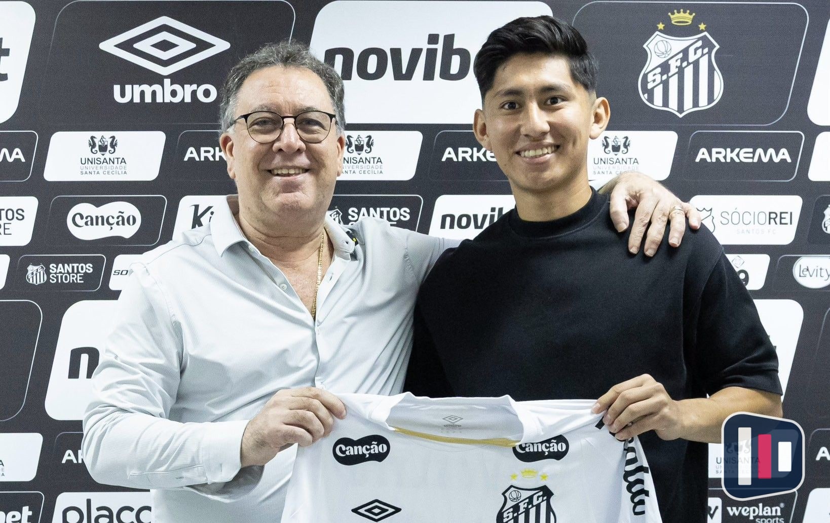 Miguelito renova com Santos até 2029 e ganha valorização no elenco
