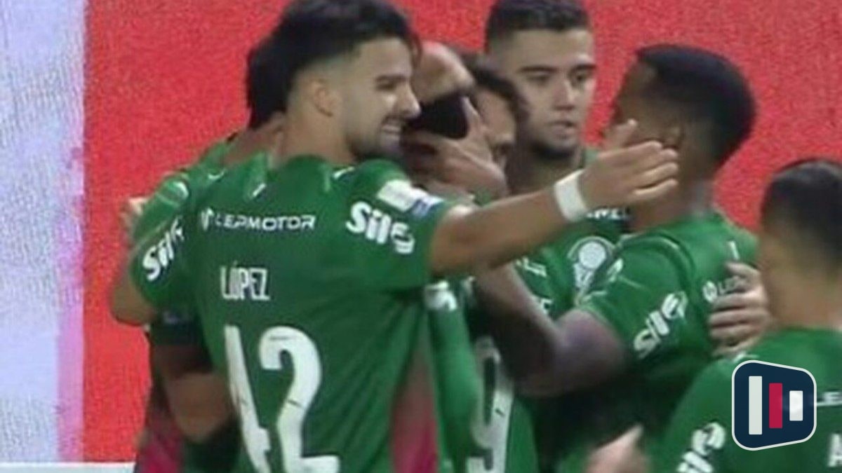 Palmeiras vence São Paulo por 2 a 0 e retoma liderança do Brasileirão