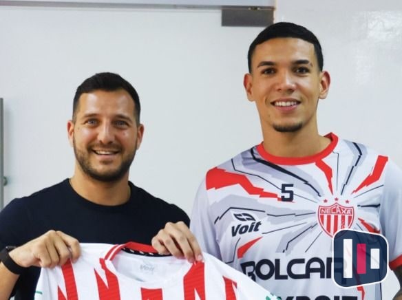 Palmeiras negocia Naves com clube mexicano e reforça defesa para 2º semestre