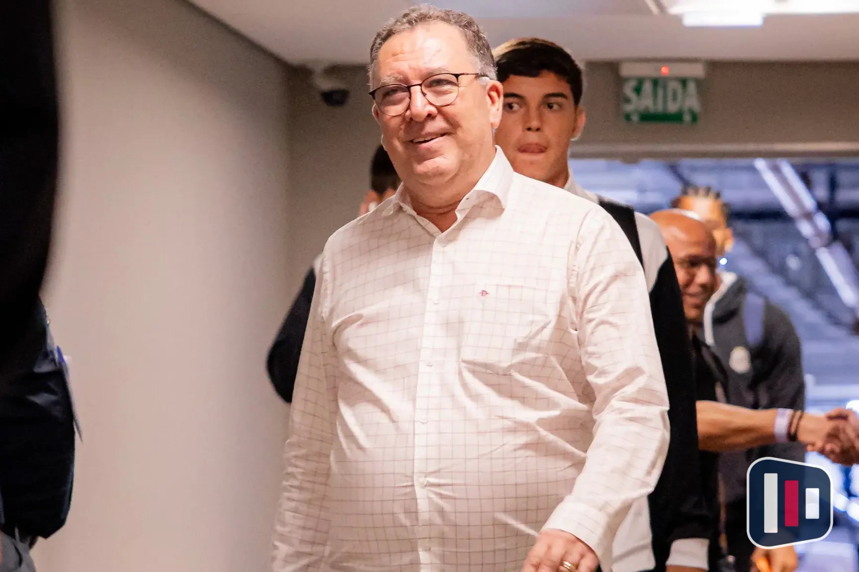 Santos renova com promessas da base e aposta no futuro do clube