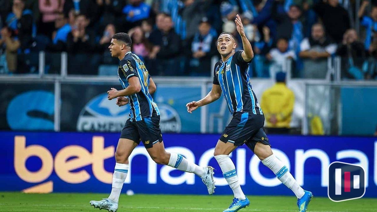 Carlos Vinicius foca no Grêmio apesar de proposta do Vasco para 2027