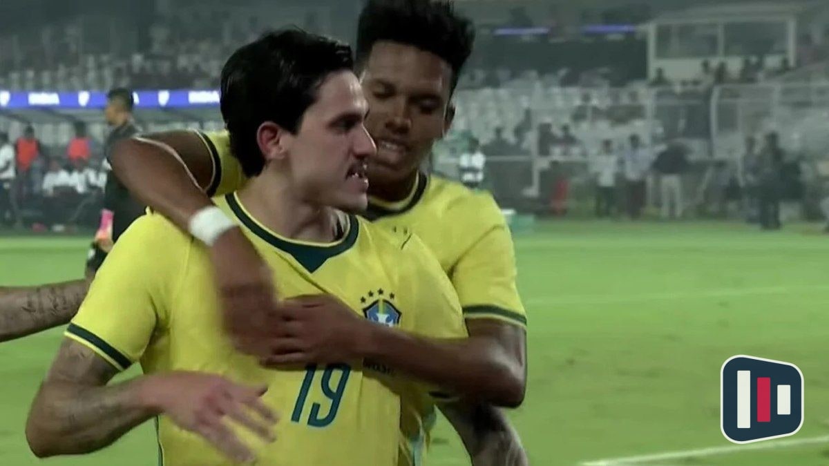 Análise de Ancelotti sobre a renovação do Brasil após goleada contra Índia