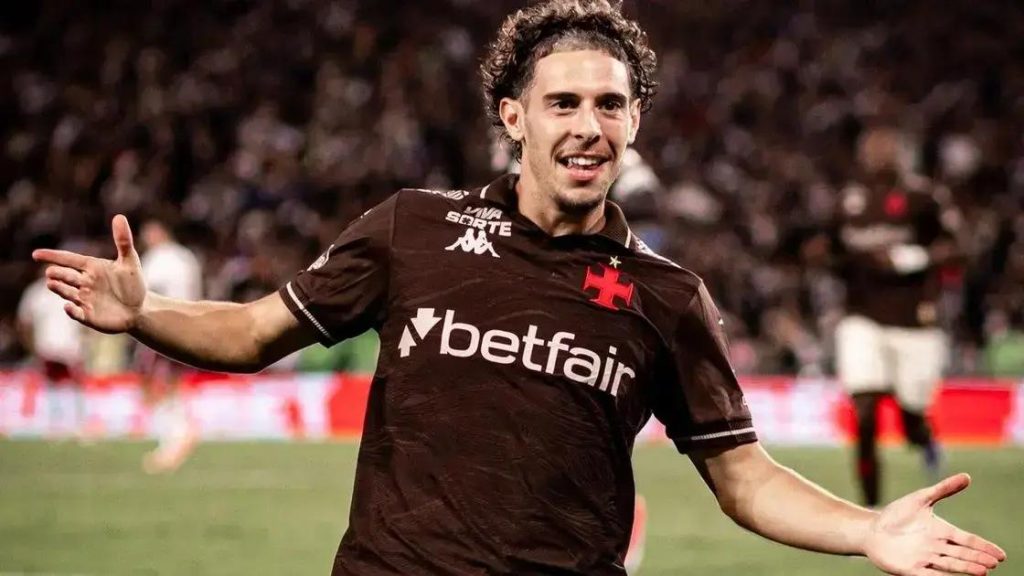 Vasco: Nuno Moreira vive temporada mais artilheira da carreira